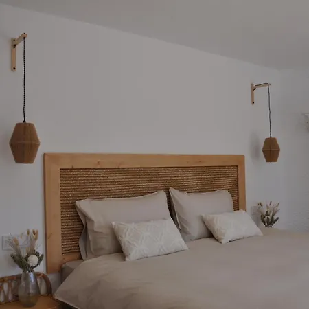 Casa Vive Tu Vida Проживання в сім'ї