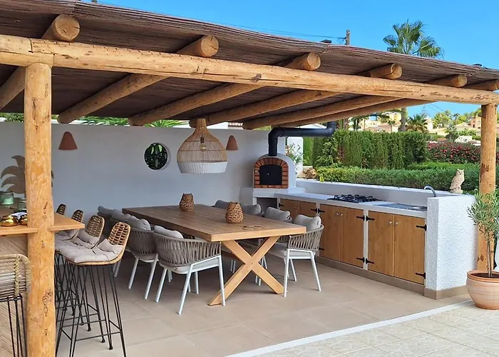 Casa Vive Tu Vida בית אירוח קלפה